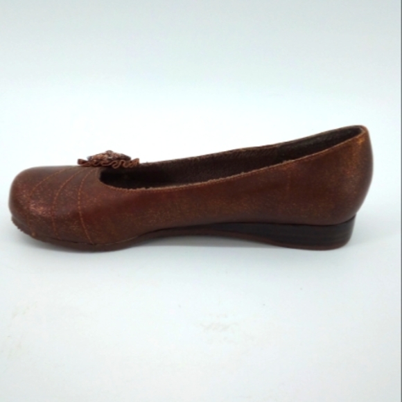 Gabrielle Rocha Bronze Jeweled Gem Flower Shoes 5.5 Brown Ballet Flats - Picture 9 of 13